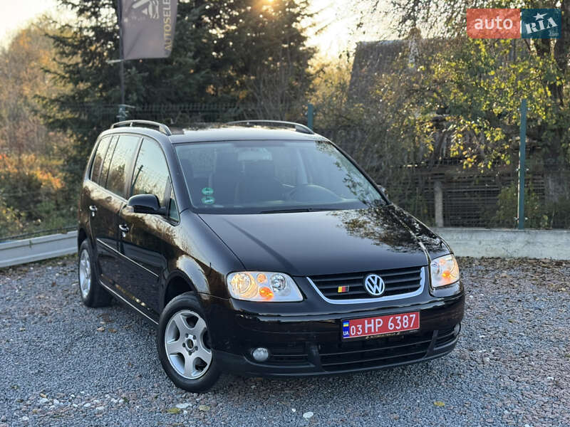Мінівен Volkswagen Touran 2006 в Дрогобичі