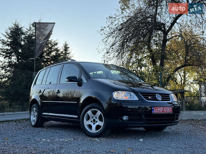 Мінівен Volkswagen Touran 2006 в Дрогобичі