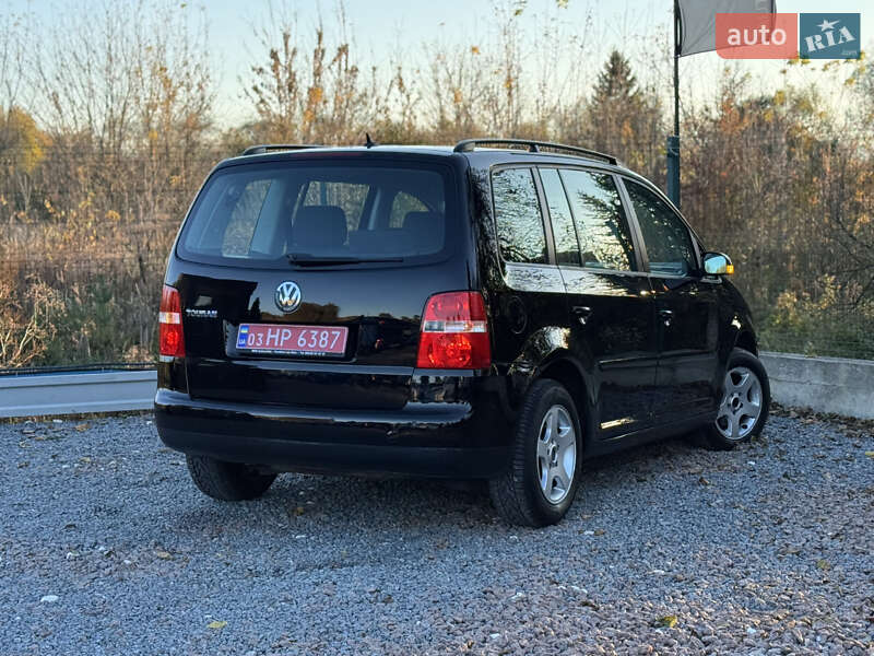 Мінівен Volkswagen Touran 2006 в Дрогобичі