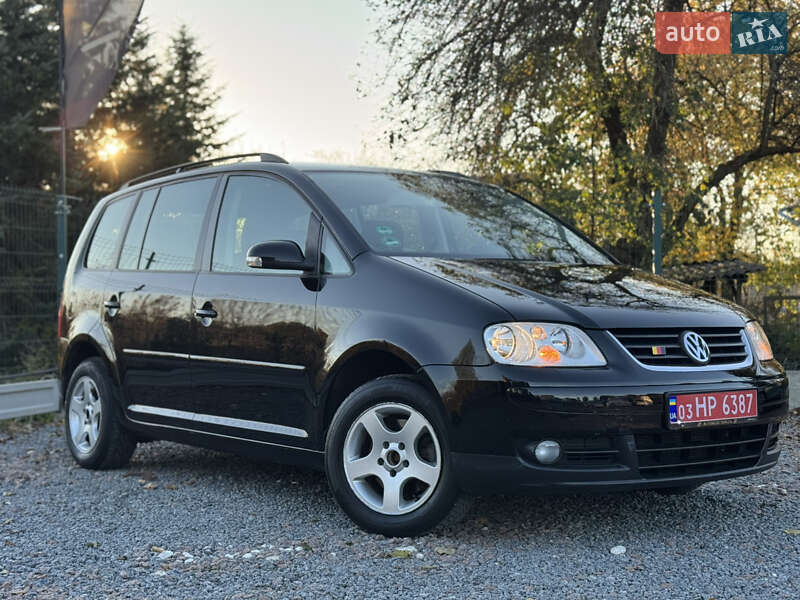 Мінівен Volkswagen Touran 2006 в Дрогобичі