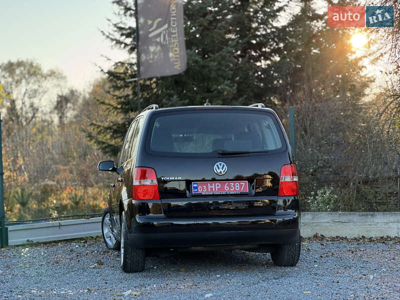 Мінівен Volkswagen Touran 2006 в Дрогобичі