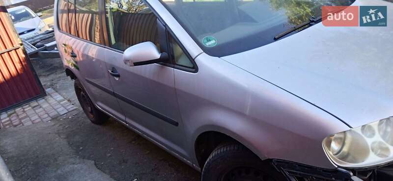 Volkswagen Touran 2004