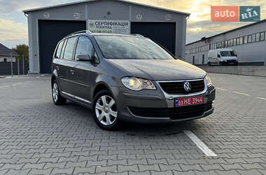Минивэн Volkswagen Touran 2007 в 