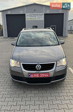 Минивэн Volkswagen Touran 2007 в 