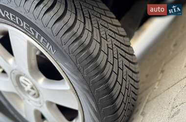 Минивэн Volkswagen Touran 2007 в 