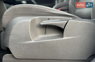 Минивэн Volkswagen Touran 2007 в 