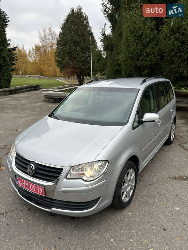 Минивэн Volkswagen Touran 2008 в Золотоноше фото 12 Минивэн Volkswagen Touran 2008 в Золотоноше