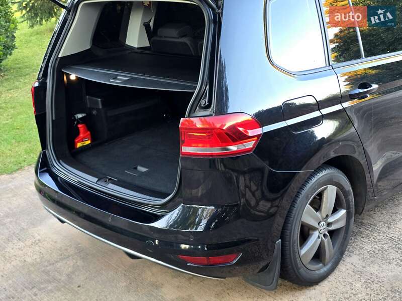 Мікровен Volkswagen Touran 2017 в Бориславі