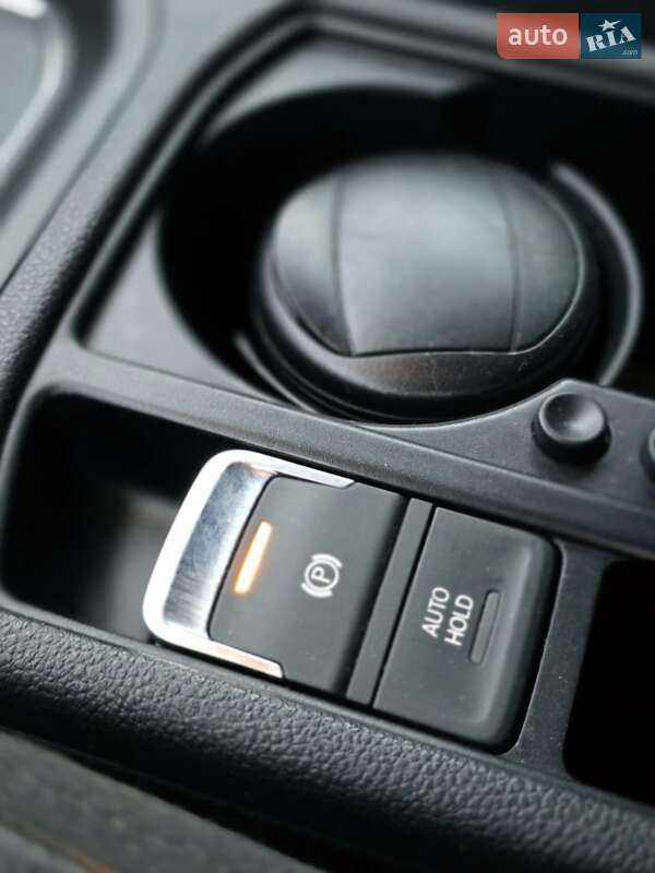 Мікровен Volkswagen Touran 2017 в Бориславі