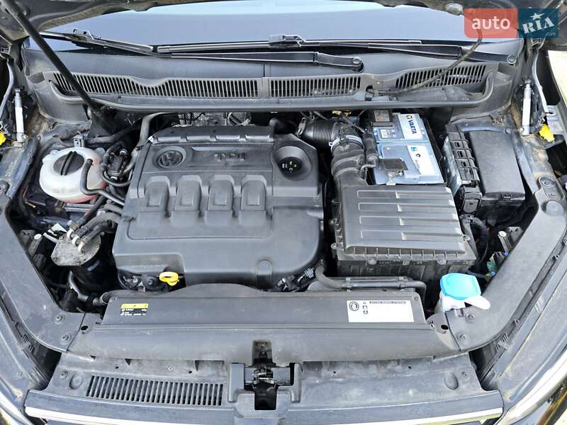 Мікровен Volkswagen Touran 2017 в Бориславі