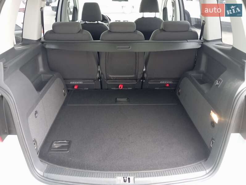 Минивэн Volkswagen Touran 2012 в Киеве фото 29 Минивэн Volkswagen Touran 2012 в Киеве