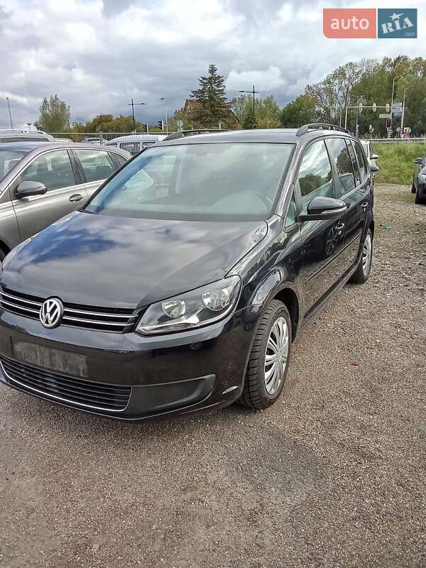Volkswagen Touran 2012