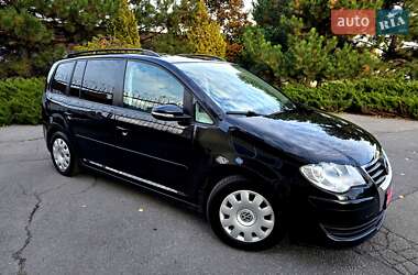 Мінівен Volkswagen Touran 2010 в Полтаві