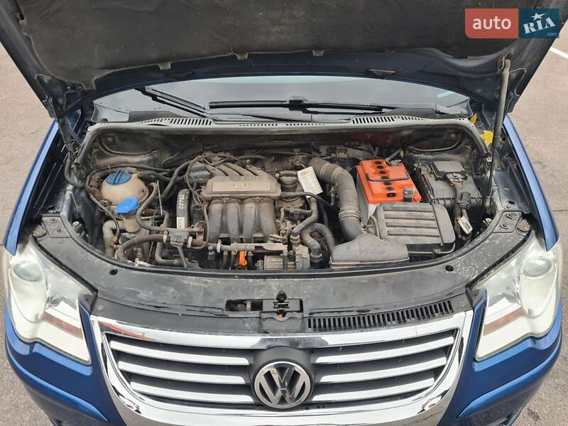 Минивэн Volkswagen Touran 2007 в Виннице