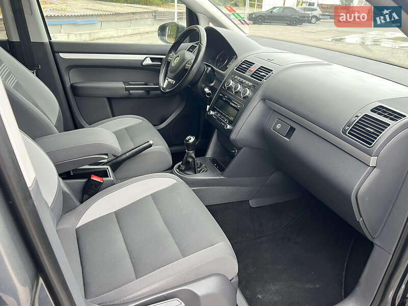 Мінівен Volkswagen Touran 2013 в Вінниці фото 17 Мінівен Volkswagen Touran 2013 в Вінниці