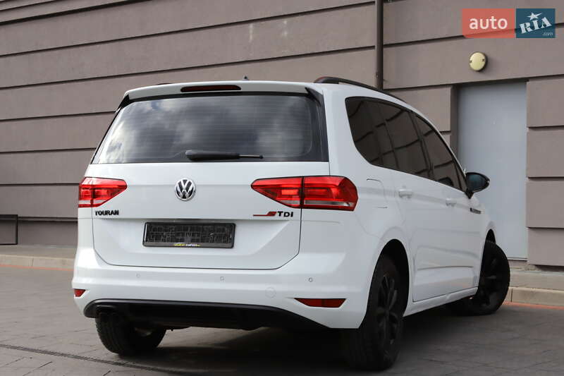 Микровэн Volkswagen Touran 2018 в Дрогобыче