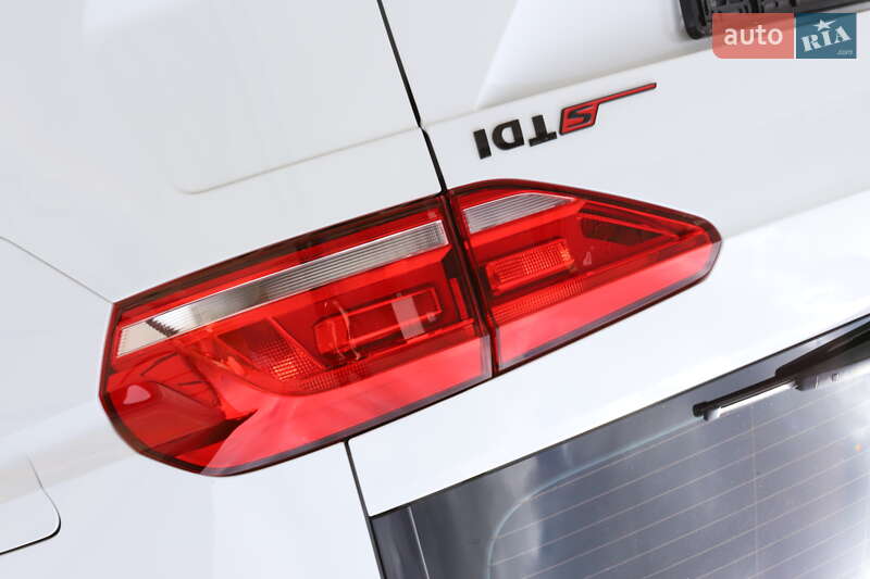 Микровэн Volkswagen Touran 2018 в Дрогобыче