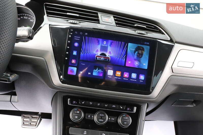 Микровэн Volkswagen Touran 2018 в Дрогобыче