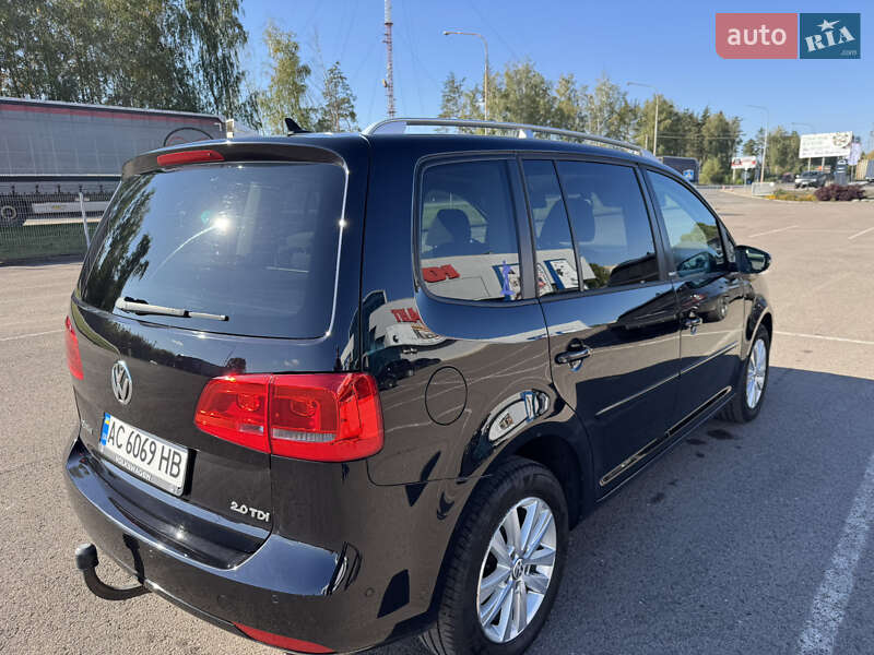 Минивэн Volkswagen Touran 2011 в Ковеле