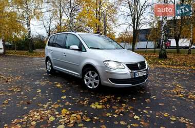 Минивэн Volkswagen Touran 2007 в Белой Церкви