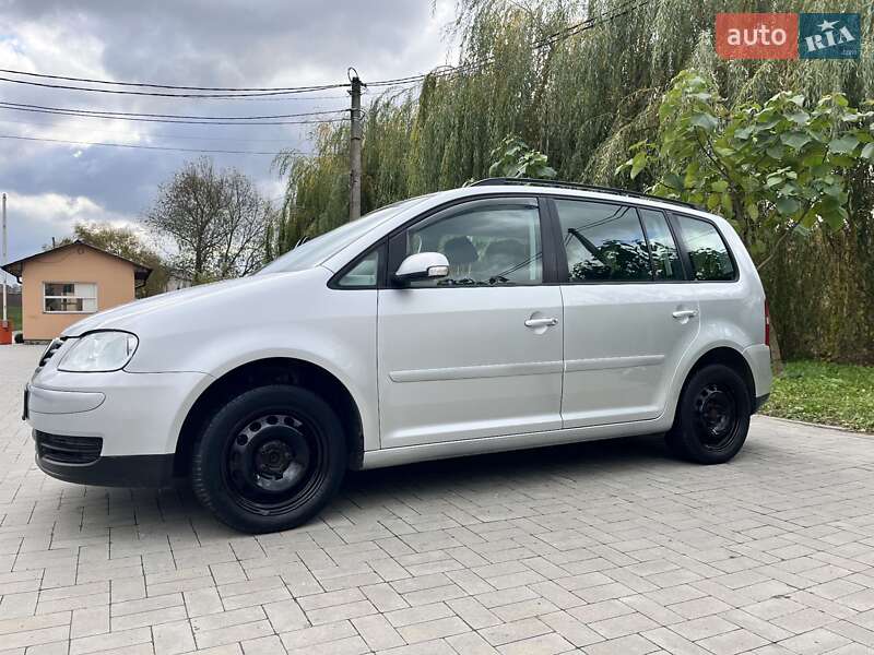 Минивэн Volkswagen Touran 2004 в Умани фото 3 Минивэн Volkswagen Touran 2004 в Умани