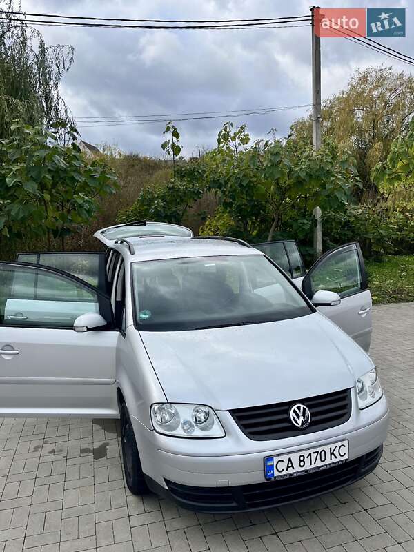 Минивэн Volkswagen Touran 2004 в Умани фото 11 Минивэн Volkswagen Touran 2004 в Умани