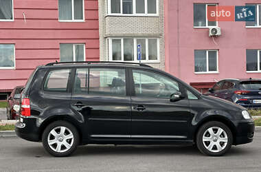 Минивэн Volkswagen Touran 2006 в 
