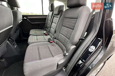 Минивэн Volkswagen Touran 2006 в 
