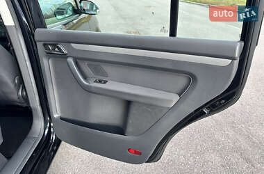 Минивэн Volkswagen Touran 2006 в 