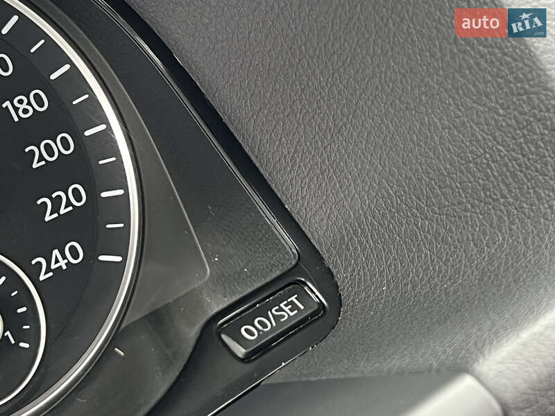 Мінівен Volkswagen Touran 2014 в Житомирі фото 36 Мінівен Volkswagen Touran 2014 в Житомирі