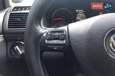 Минивэн Volkswagen Touran 2010 в 
