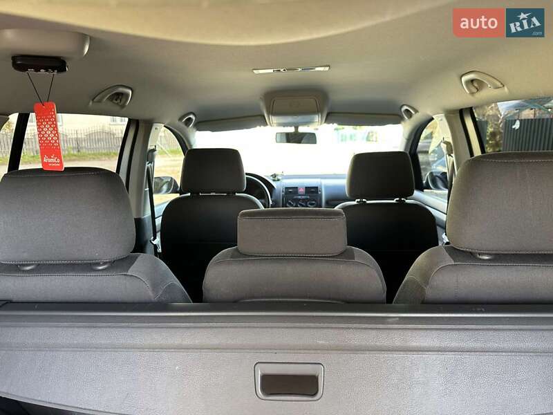 Минивэн Volkswagen Touran 2005 в Ивано-Франковске фото 2 Минивэн Volkswagen Touran 2005 в Ивано-Франковске