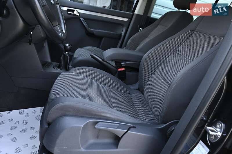 Минивэн Volkswagen Touran 2004 в Бердичеве фото 15 Минивэн Volkswagen Touran 2004 в Бердичеве