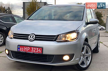 Минивэн Volkswagen Touran 2014 в Ровно Минивэн Volkswagen Touran 2014 в Ровно