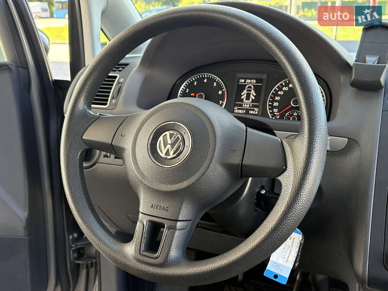 Минивэн Volkswagen Touran 2011 в Житомире