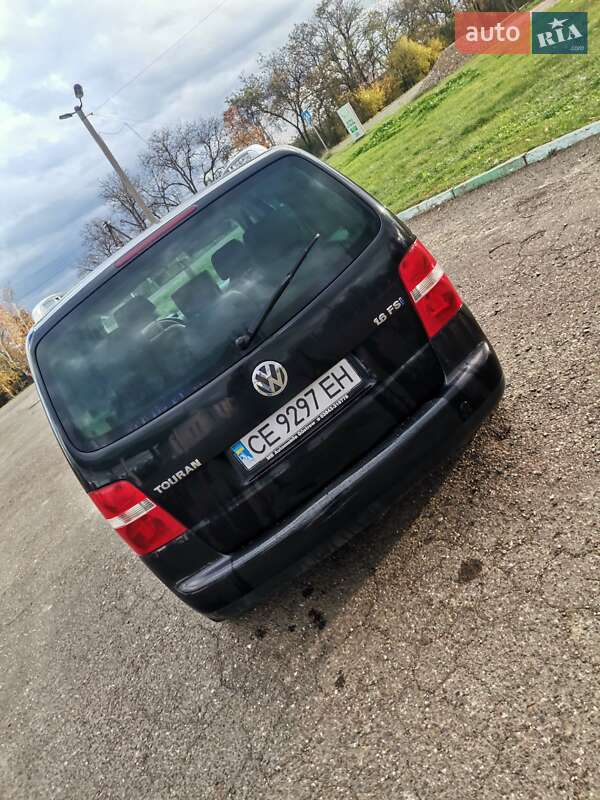 Минивэн Volkswagen Touran 2003 в Черновцах