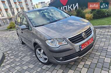 Мінівен Volkswagen Touran 2008 в Івано-Франківську