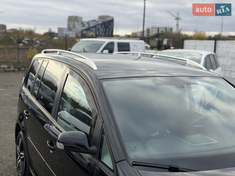 Мінівен Volkswagen Touran 2008 в Рівному фото 9 Мінівен Volkswagen Touran 2008 в Рівному