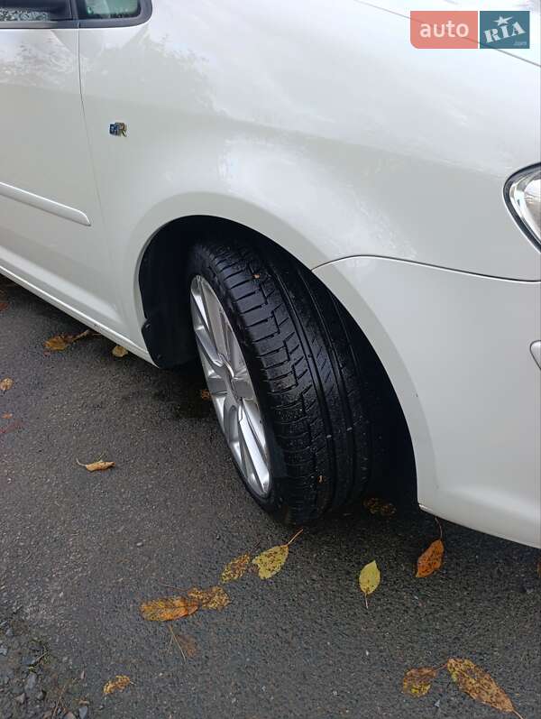 Минивэн Volkswagen Touran 2009 в Луцке