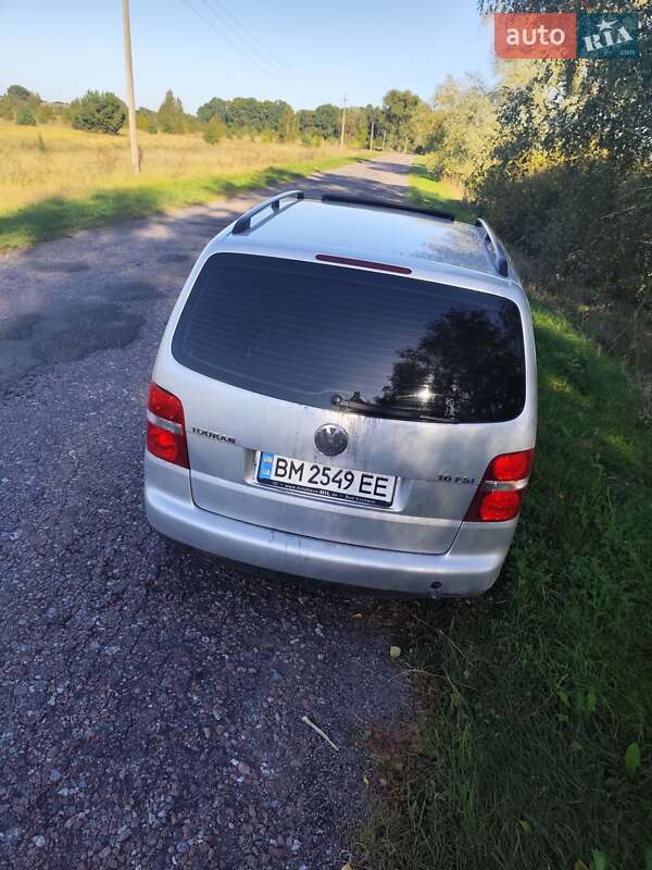 Минивэн Volkswagen Touran 2003 в Ахтырке