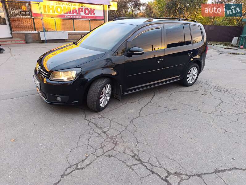 Volkswagen Touran 2012