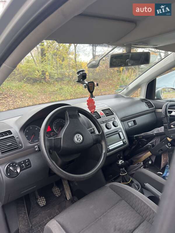 Мінівен Volkswagen Touran 2006 в Тернополі