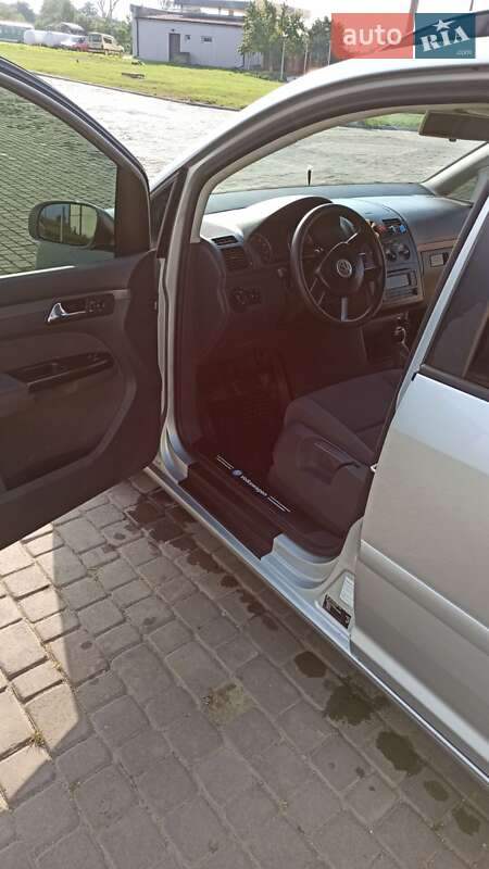 Минивэн Volkswagen Touran 2005 в Хмельницком фото 5 Минивэн Volkswagen Touran 2005 в Хмельницком