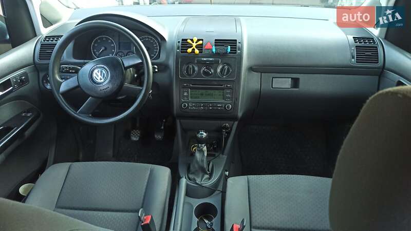 Минивэн Volkswagen Touran 2005 в Хмельницком фото 12 Минивэн Volkswagen Touran 2005 в Хмельницком