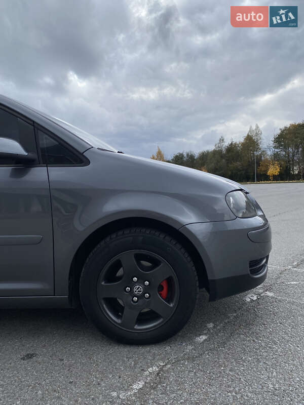 Минивэн Volkswagen Touran 2006 в Львове фото 9 Минивэн Volkswagen Touran 2006 в Львове