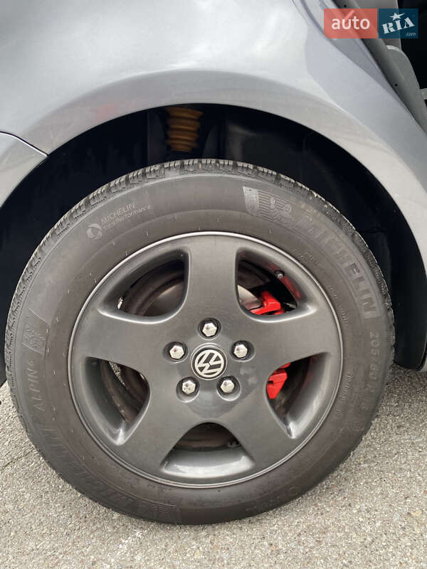 Минивэн Volkswagen Touran 2006 в Львове фото 11 Минивэн Volkswagen Touran 2006 в Львове