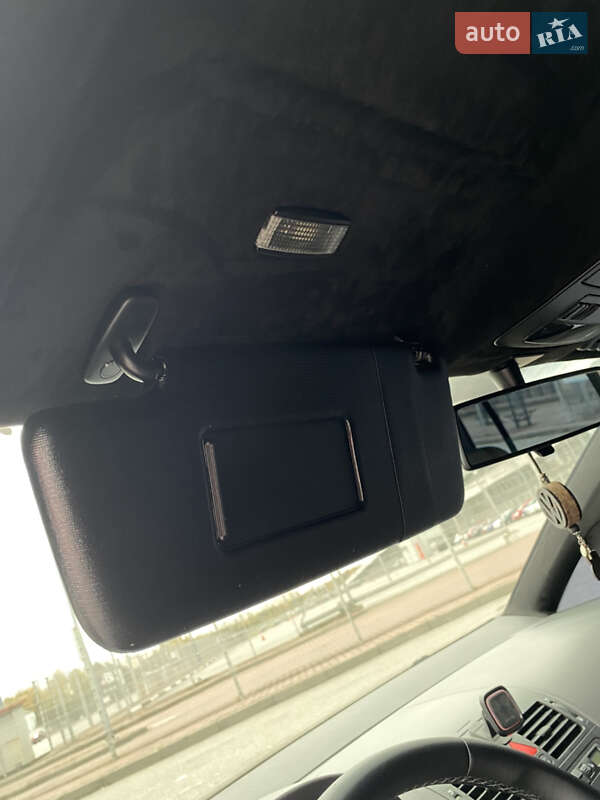 Минивэн Volkswagen Touran 2006 в Львове фото 27 Минивэн Volkswagen Touran 2006 в Львове