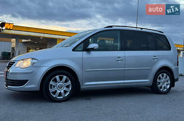 Мінівен Volkswagen Touran 2009 в Вінниці