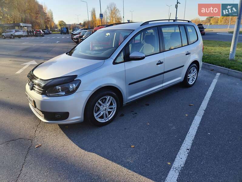 Мінівен Volkswagen Touran 2014 в Вінниці