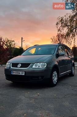 Минивэн Volkswagen Touran 2005 в Черкассах